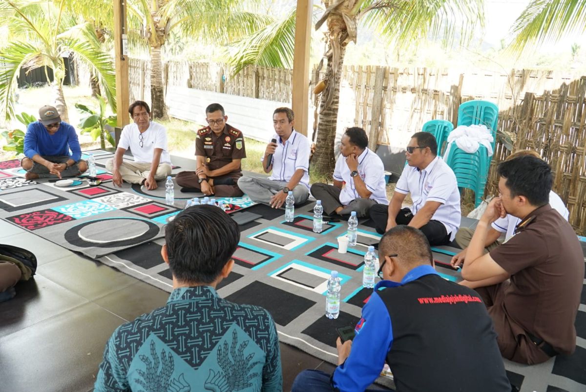 Perkuat Transparansi, Kejaksaan Negeri Sumbawa Barat Siap Berjalan Beriringan dengan Pers