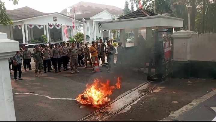 HMI MPO Kepung Balai Kota Bogor, Jangan Ada Pejabat Berlindung di Balik Kekuasaan