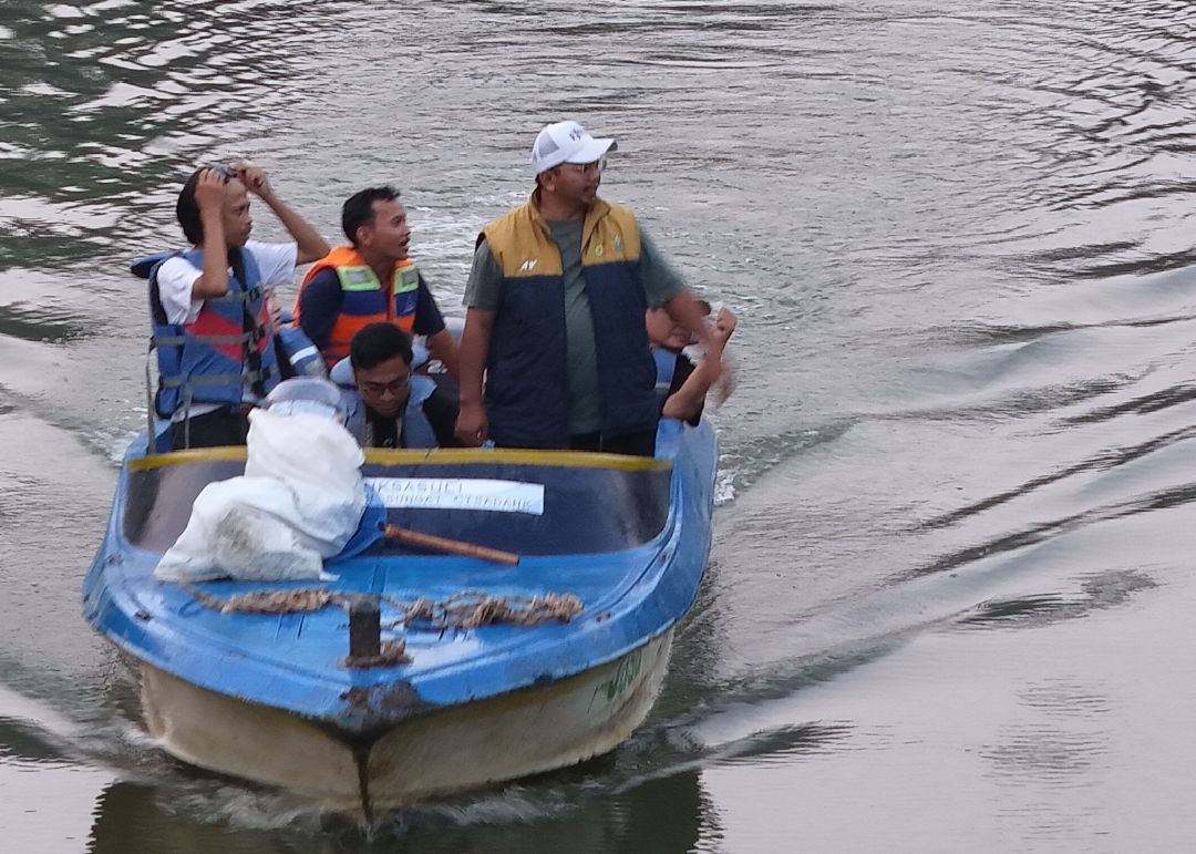 Aktivis Peduli Sungai Tolak Gagasan Menteri PKP Bangun Rumah Susun Diatas Sungai: Ide Konyol!