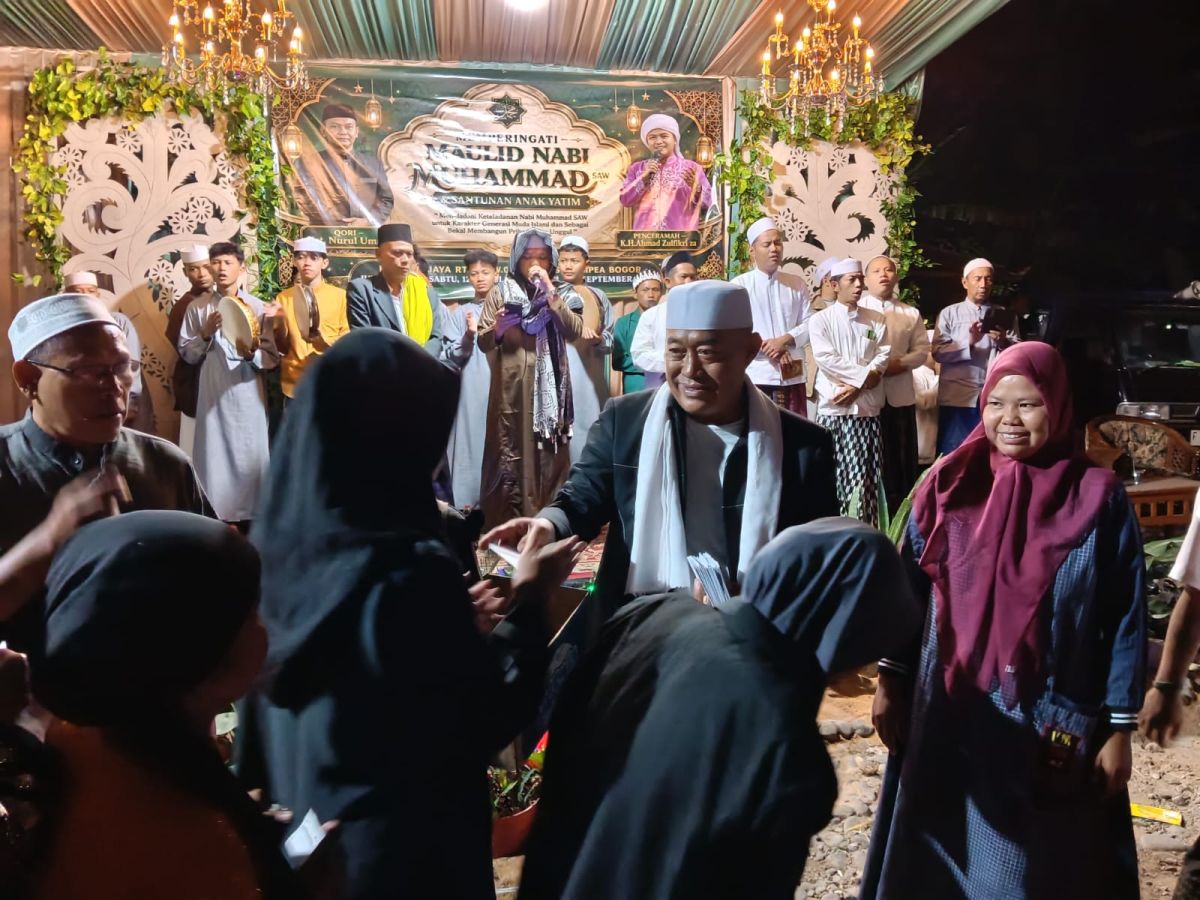 Santunan Anak Yatim Dan Janda,Sekaligus Memperingati Maulid Nabi Muhammad S.A.W