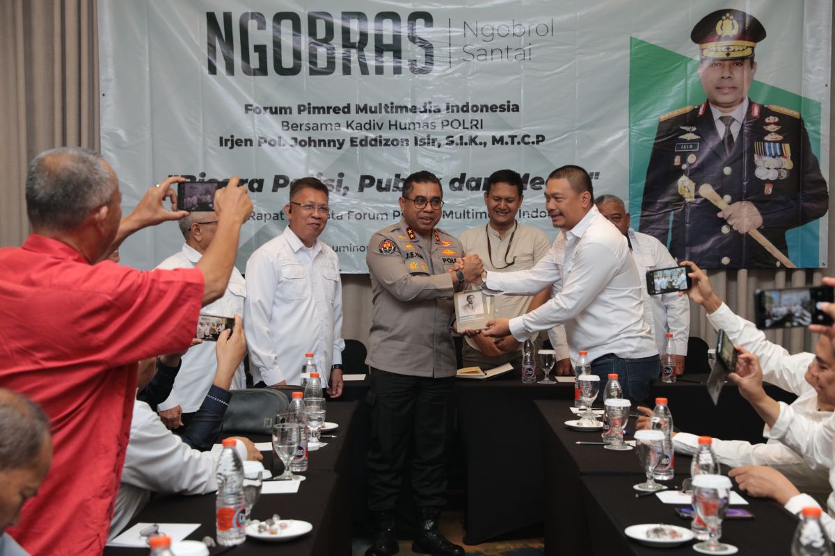 Bicara Polisi, Media dan Publik , Isir: Percayalah, Masih Banyak Polisi Baik
